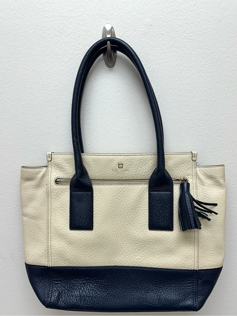 GUC kate spade cream and Navy tote